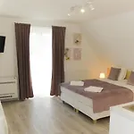 Raba92 House Apartment Gyor