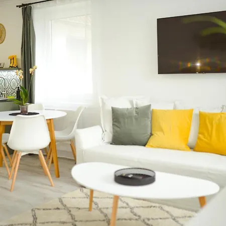 Raba92 House * Γκιόρ